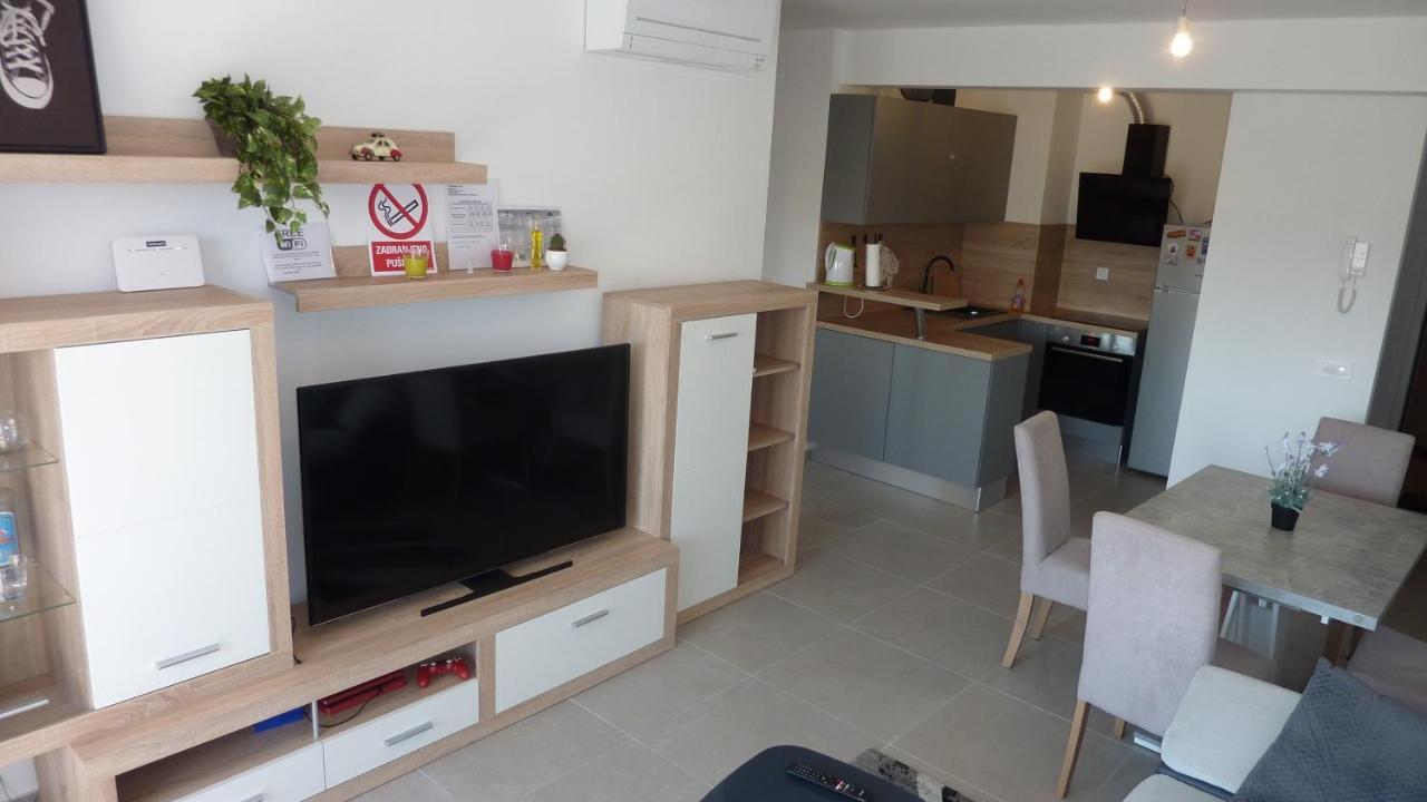 Apartment Jere With Private Parking ザダル エクステリア 写真